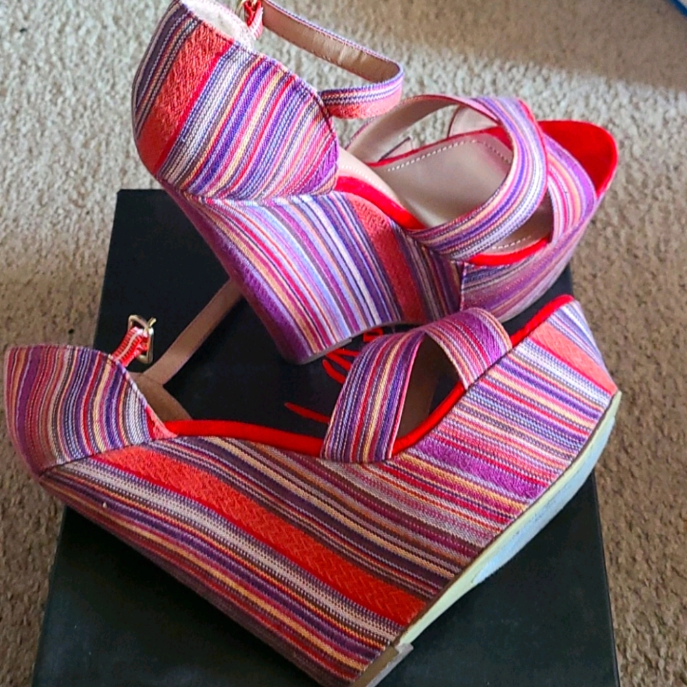 Wedges - Picture 4 of 6